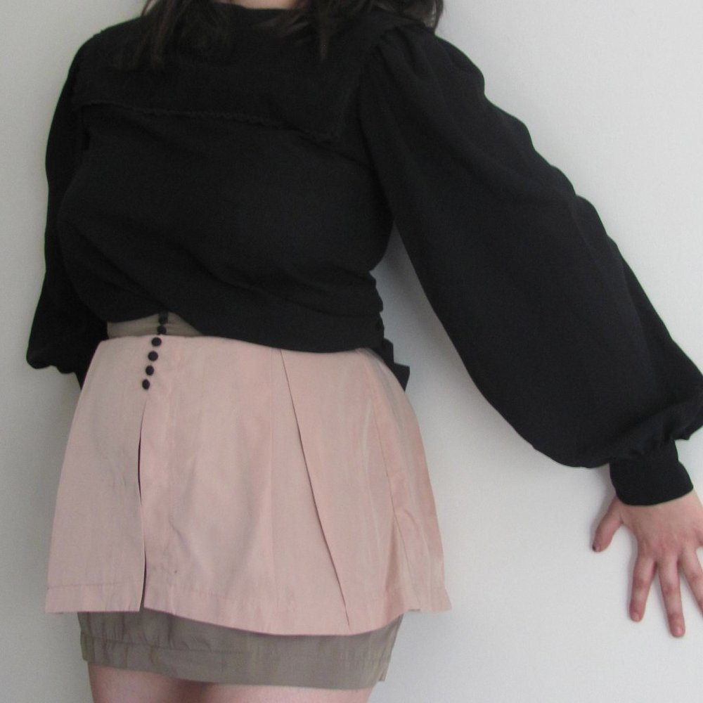 Interesting skirt back and front